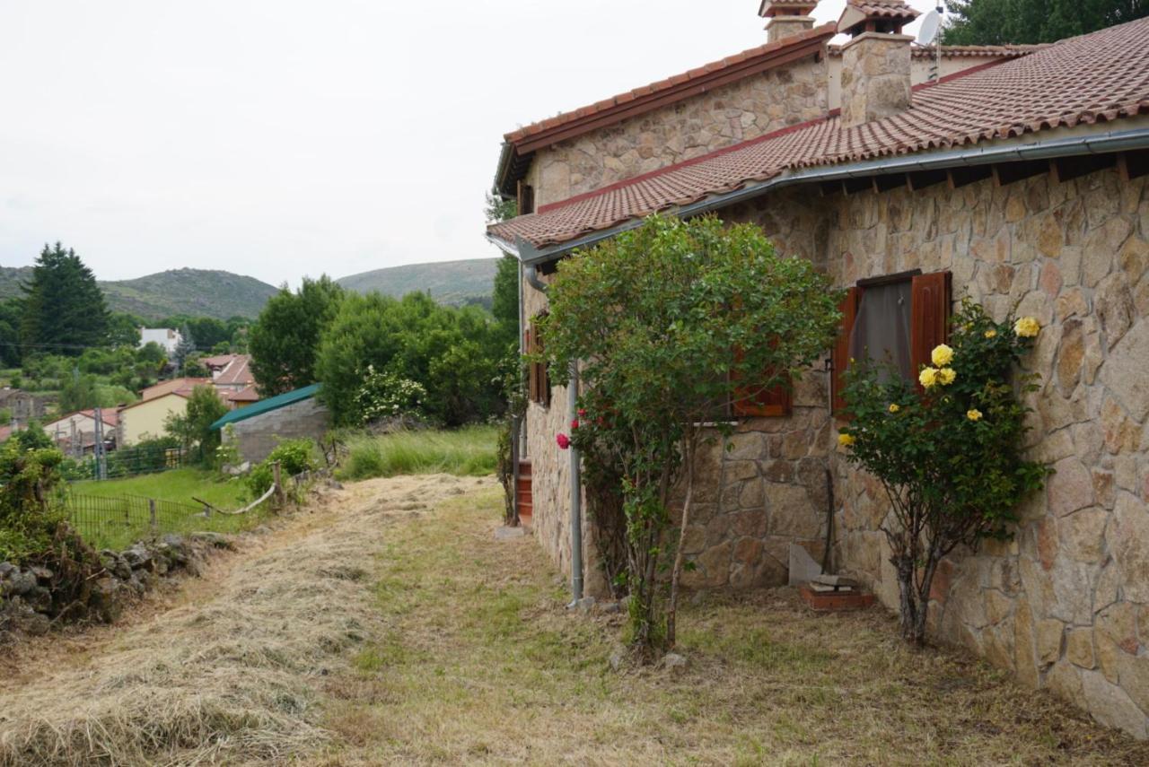 La Puerta de Gredos Villa San Martín del Pimpollar Exterior foto